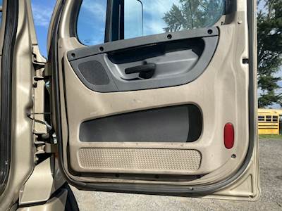 Freightliner Cascadia 125 Interior Part