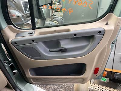 Freightliner Cascadia 125 Interior Part