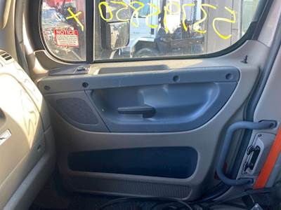 Freightliner Cascadia 125 Interior Part