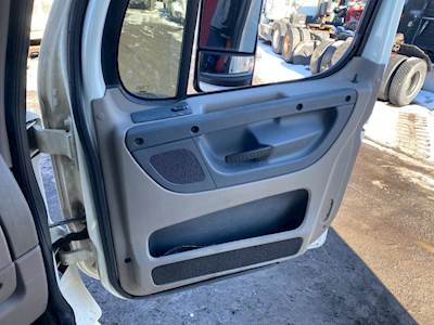 Freightliner Cascadia 125 Interior Part
