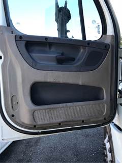 Freightliner Cascadia 125 Interior Part