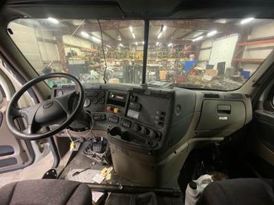 Freightliner Cascadia 125 Interior Part
