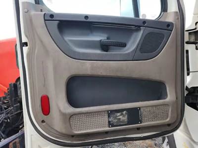 Freightliner Cascadia 125 Interior Part