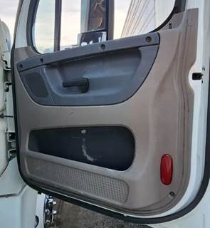 Freightliner Cascadia 125 Interior Part