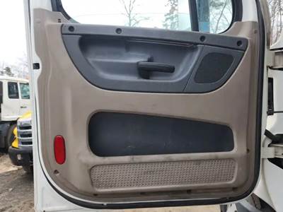 Freightliner Cascadia 125 Interior Part
