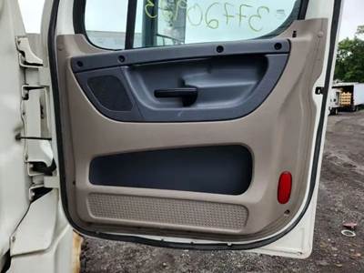 Freightliner Cascadia 125 Interior Part