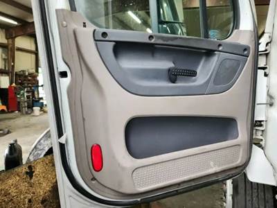 Freightliner Cascadia 125 Interior Part