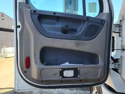 Freightliner Cascadia 125 Interior Part