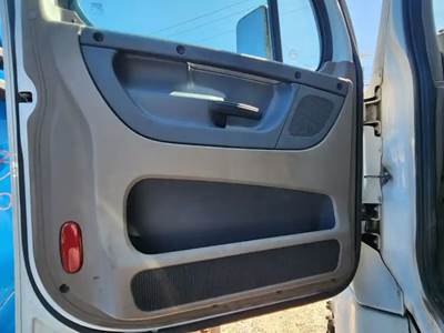 Freightliner Cascadia 125 Interior Part