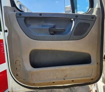 Freightliner Cascadia 125 Interior Part