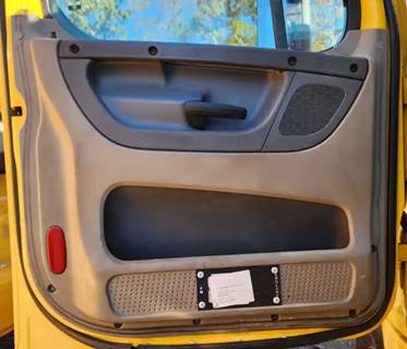 Freightliner Cascadia 125 Interior Part