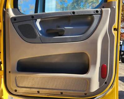 Freightliner Cascadia 125 Interior Part