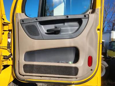Freightliner Cascadia 125 Interior Part