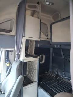 Freightliner Cascadia 125 Interior Part
