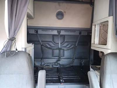 Freightliner Cascadia 125 Interior Part