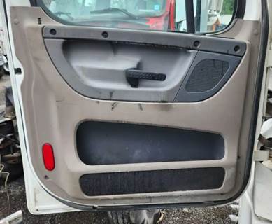 Freightliner Cascadia 125 Interior Part