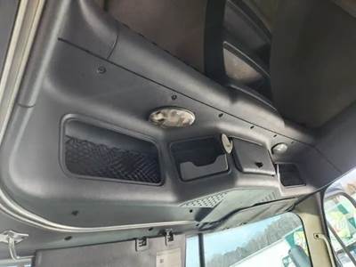 Freightliner Cascadia 125 Interior Part