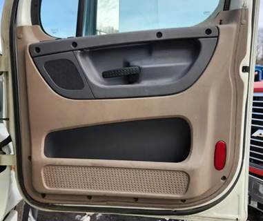 Freightliner Cascadia 125 Interior Part