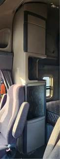 Freightliner Cascadia 125 Interior Part
