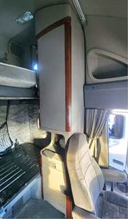 Freightliner Cascadia 125 Interior Part