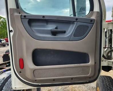 Freightliner Cascadia 125 Interior Part