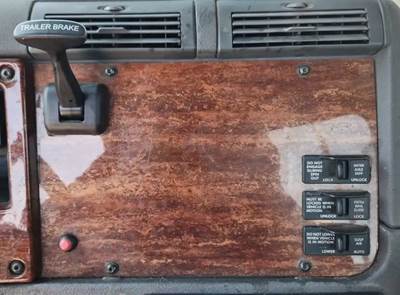 Used 2017 Freightliner Cascadia 125 Miscellaneous Dash Switches