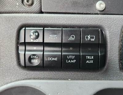 Used 2014 Freightliner Cascadia 125 Miscellaneous Dash Switches