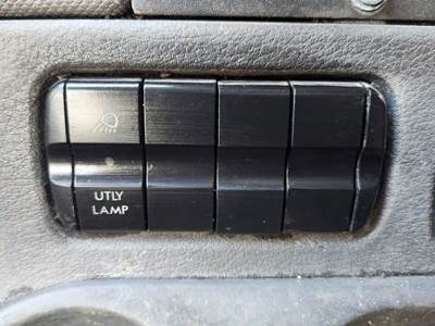 2014 Freightliner Cascadia 125 Miscellaneous Dash Switches, Panel Utility Light