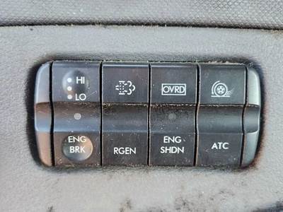 Used 2014 Freightliner Cascadia 125 Miscellaneous Dash Switches