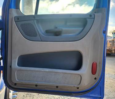 Freightliner Cascadia 125 Interior Part