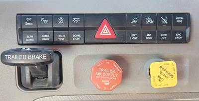 Freightliner Cascadia 126 Interior Part