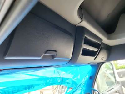 Freightliner Cascadia 126 Interior Part