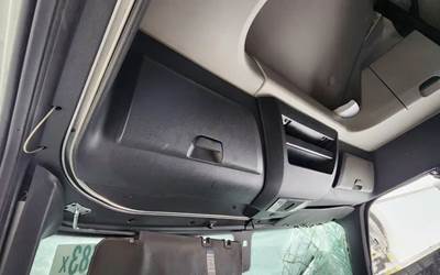 Freightliner Cascadia 126 Interior Part