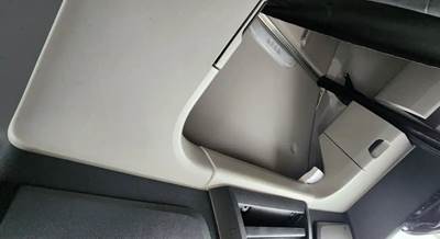 Freightliner Cascadia 126 Interior Part