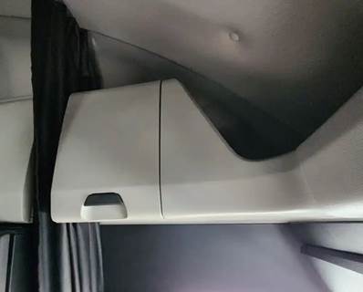 Freightliner Cascadia 126 Interior Part