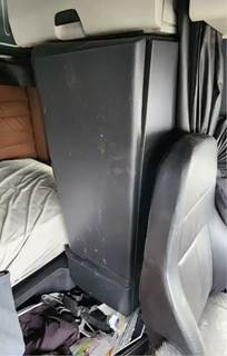 Freightliner Cascadia 126 Interior Part