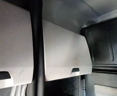 Freightliner Cascadia 126 Interior Part