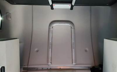 Freightliner Cascadia 126 Interior Part