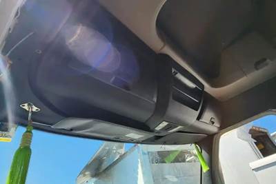 Freightliner Cascadia 126 Interior Part