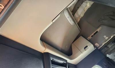 Freightliner Cascadia 126 Interior Part