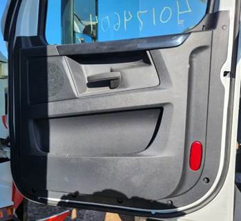 Freightliner Cascadia 126 Interior Part