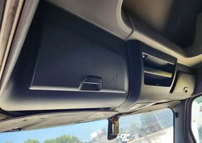 Freightliner Cascadia 126 Interior Part