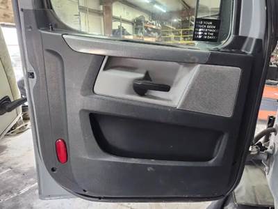 Freightliner Cascadia 126 Interior Part