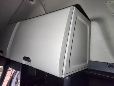Freightliner Cascadia 126 Interior Part