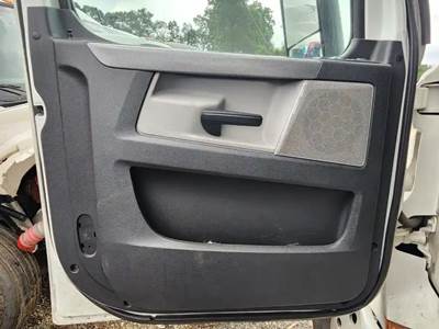 Freightliner Cascadia 126 Interior Part