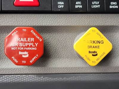 Freightliner Cascadia 126 Interior Part