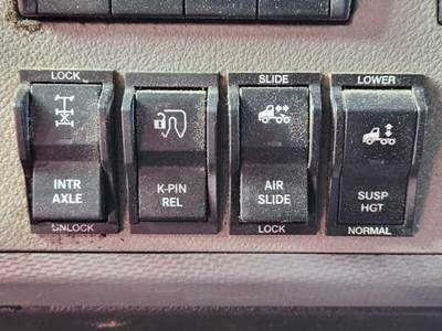 Freightliner Cascadia 126 Interior Part