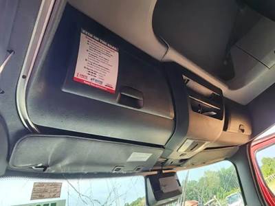 Freightliner Cascadia 126 Interior Part