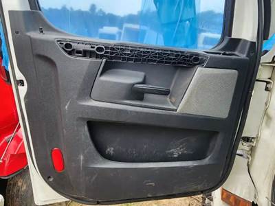 Freightliner Cascadia 126 Interior Part
