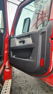 Freightliner Cascadia 126 Interior Part